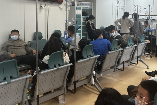 患者在醫(yī)院就診。圖片由西安交通大學(xué)第二附屬醫(yī)院提供