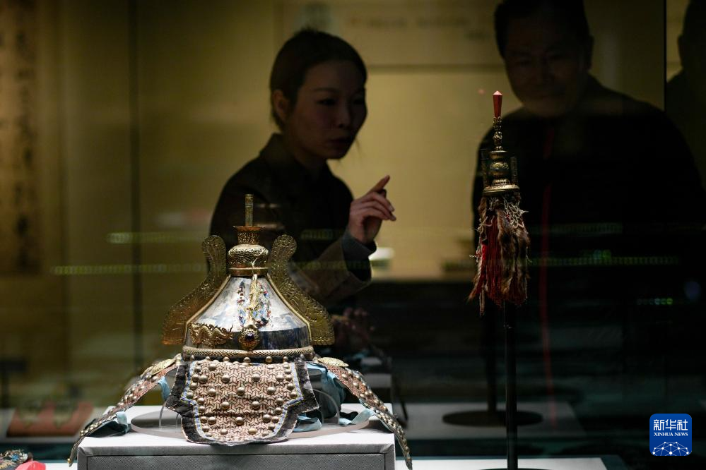 湖南博物院湘潭分館設(shè)立 曾國(guó)藩穿過的錦甲戰(zhàn)袍公開亮相