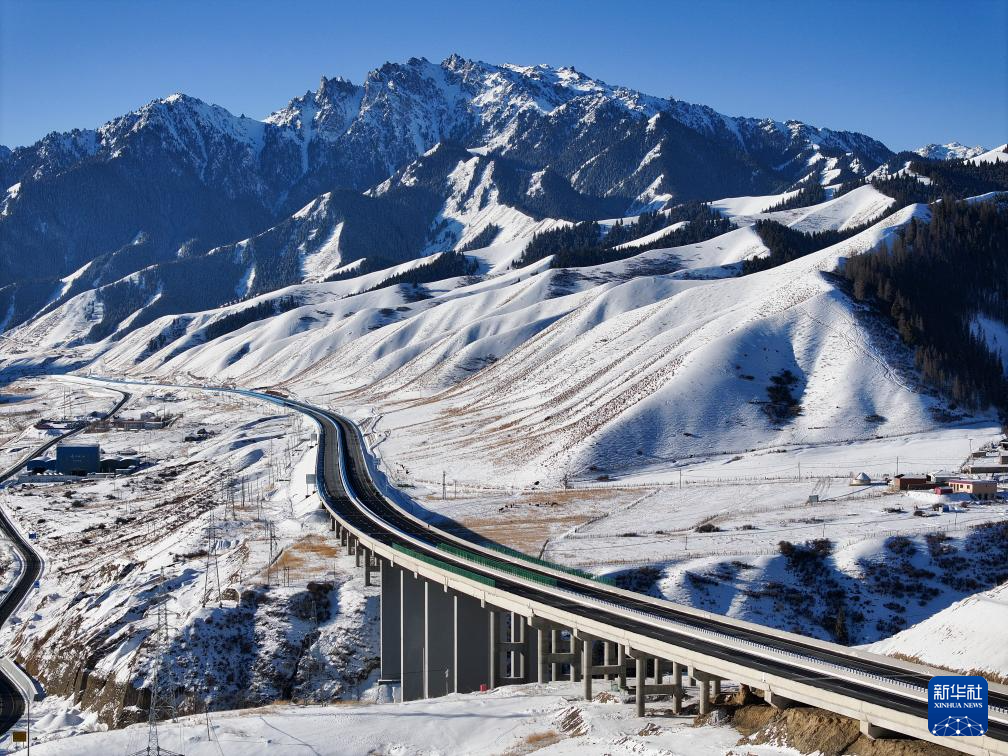 世界最長(zhǎng)高速公路隧道通車(chē)在即