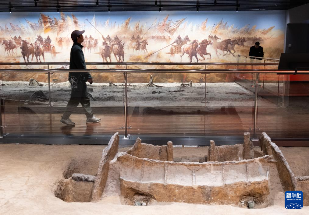 “湖北出土先秦車馬兵器”展在武漢展出