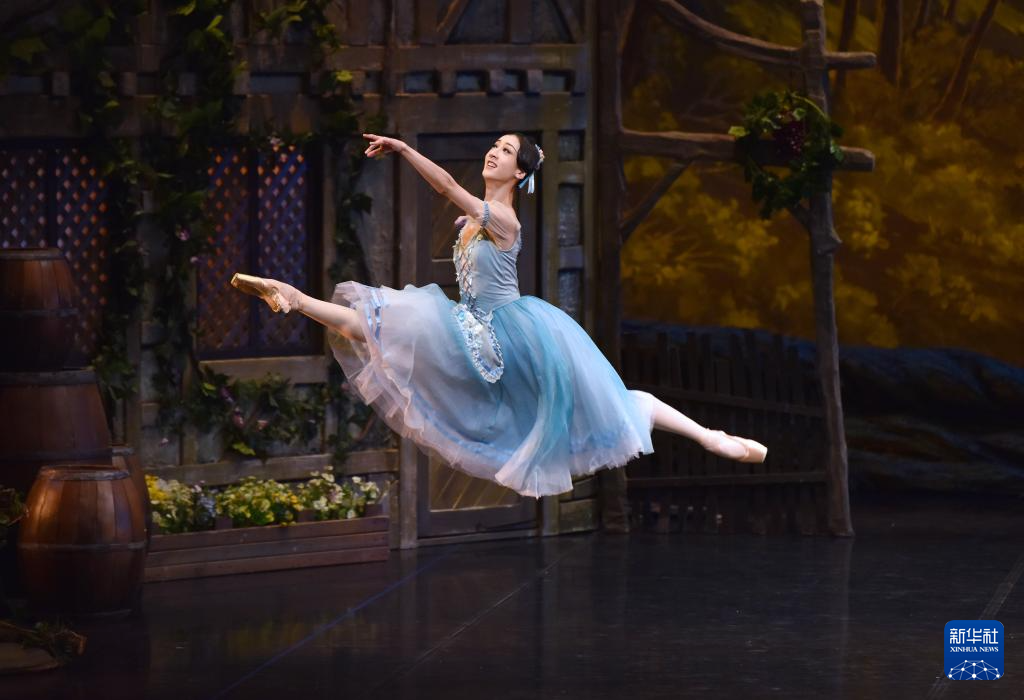 中央芭蕾舞團(tuán)亮相“國風(fēng)國韻飄香江”新演出季