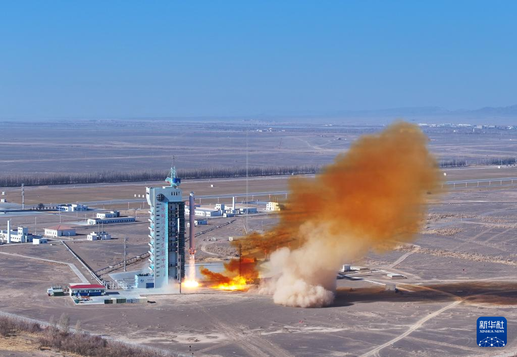 我國(guó)成功發(fā)射阿爾及利亞遙感三號(hào)衛(wèi)星B星