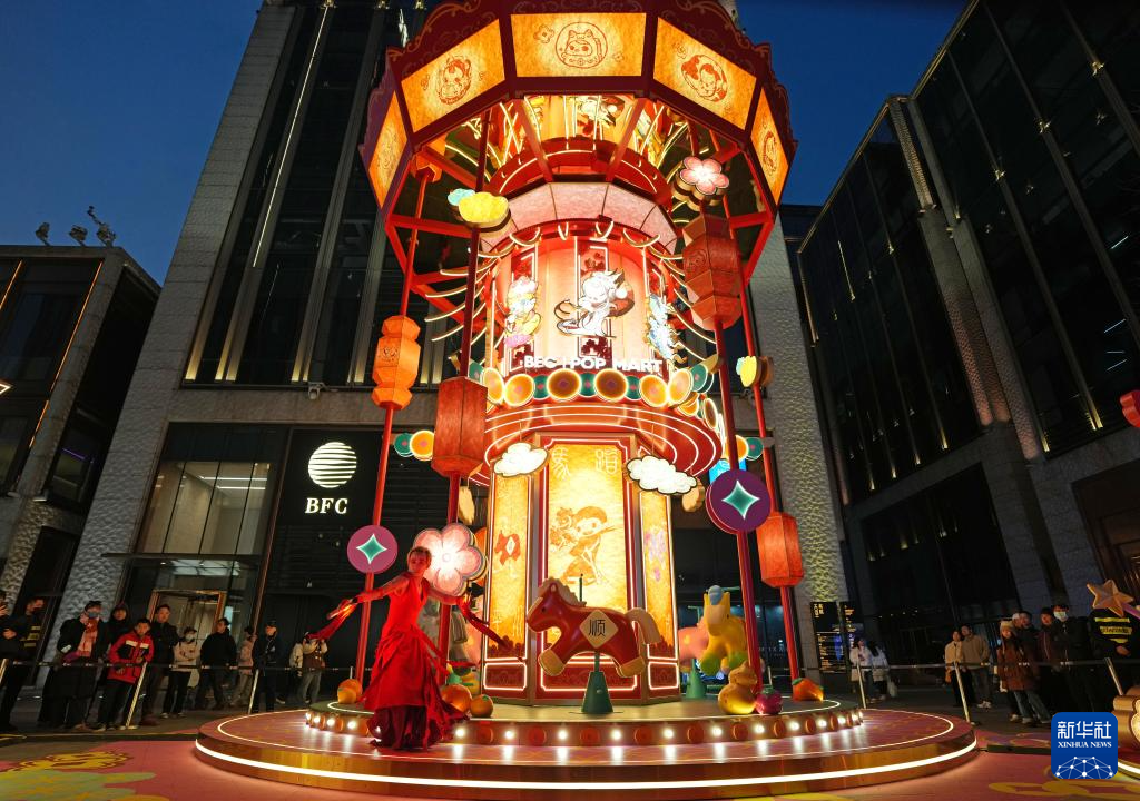 上海：豫園燈會首次“擴容” 點亮新春潮流風(fēng)尚