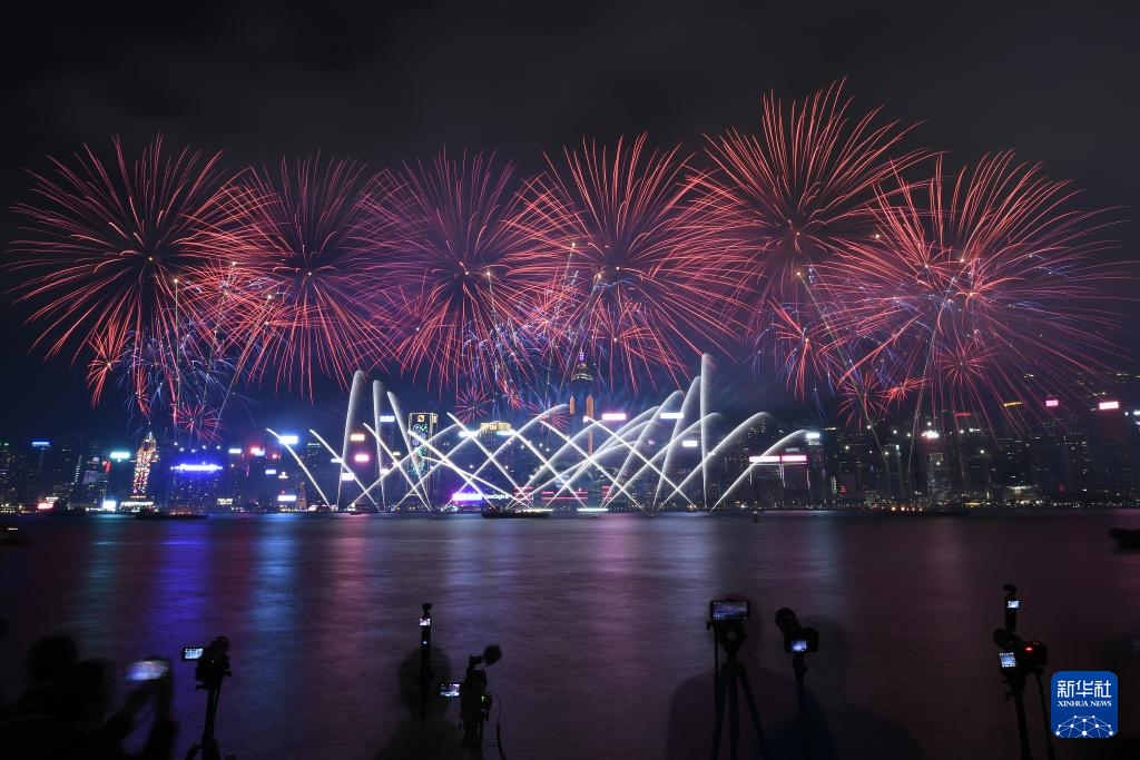 香港：煙花匯演慶新春